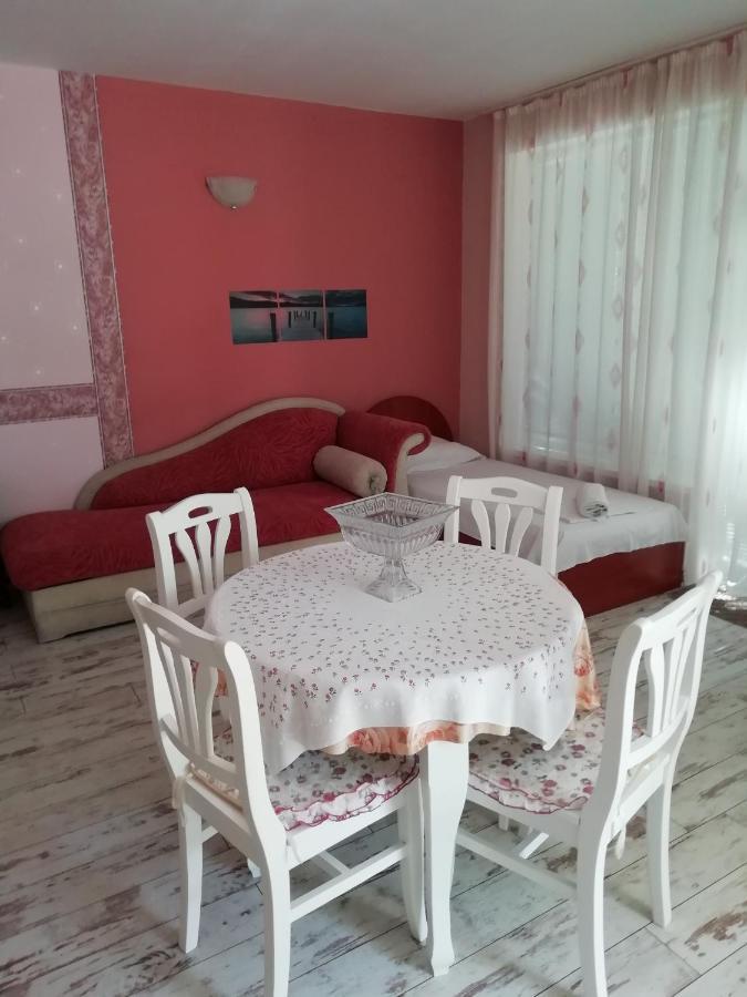 Art Guest House Orchidea Πομόριε Εξωτερικό φωτογραφία